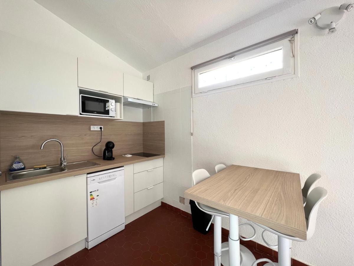 Appartement A 100M De La Plage - Terrasse & Parking Prive Le Barcarès Esterno foto